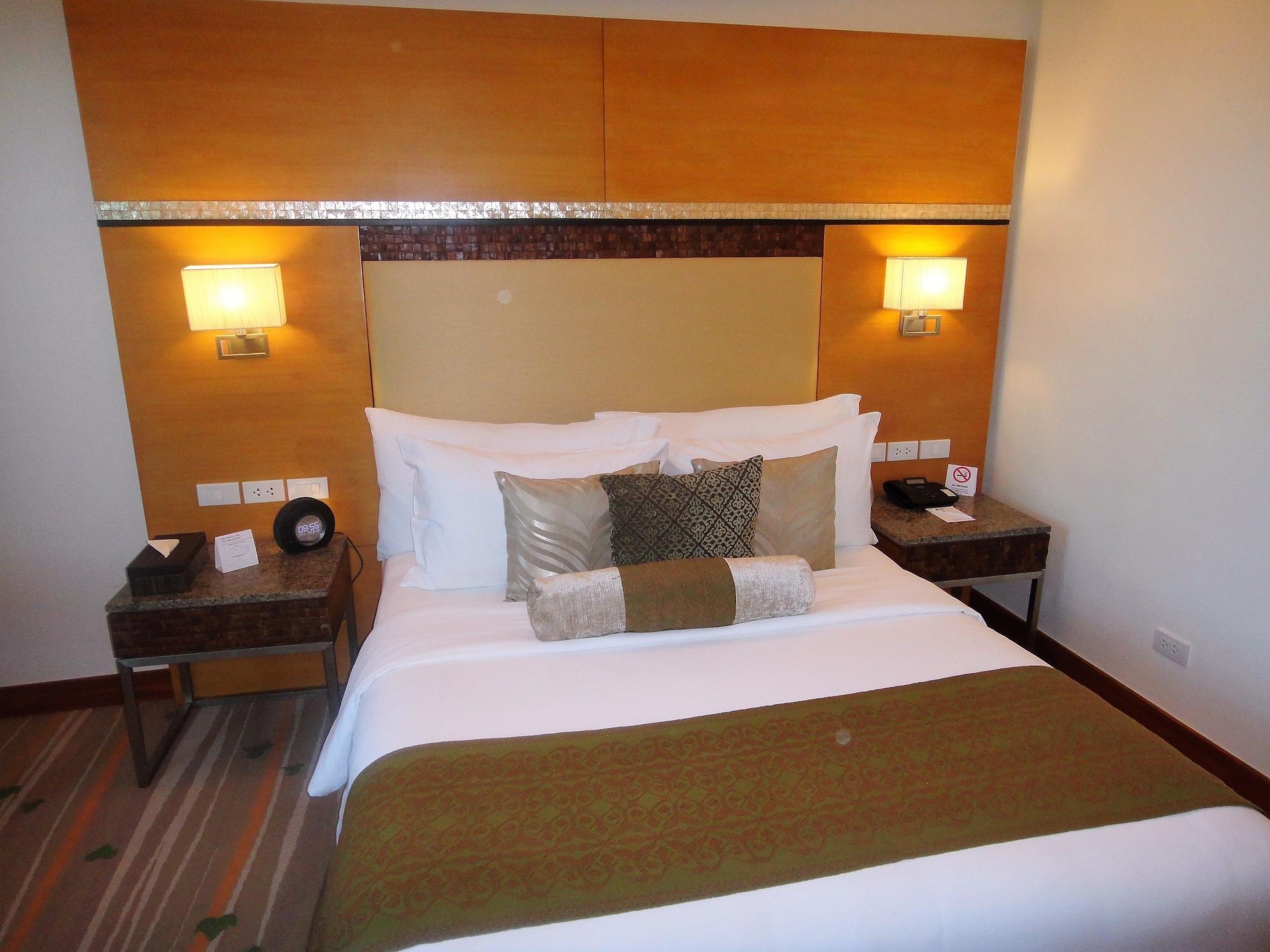 Best Western Plus The Ivywall Hotel - Palawan 4*